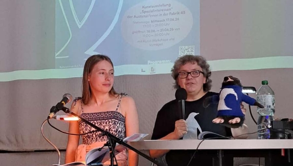 Premiere des Buches mit einer Lesung auf dem Autistic Pride Day Bonn 4 im Kult41
